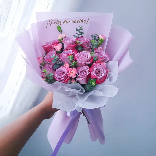 RAMO 12 ROSAS LILAS
