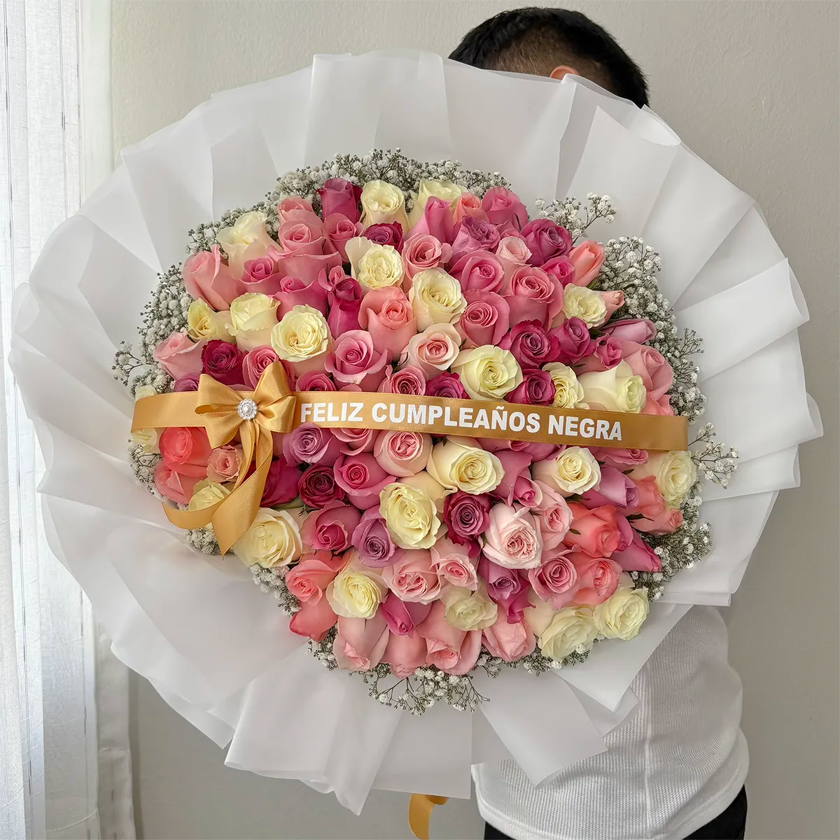 RAMO BUCHON 100 ROSAS MIA