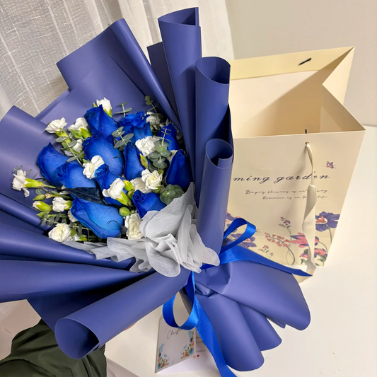 RAMO ROSAS AZULES