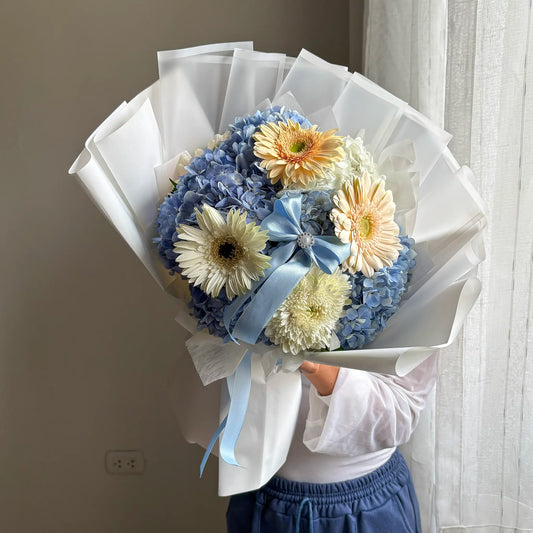 RAMO HORTENSIAS CIELO